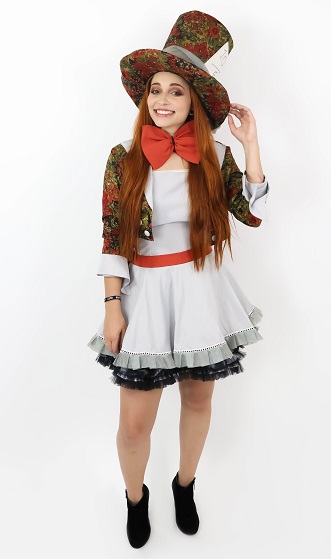 Chapeleira Maluca Casaco laranja e cinza 